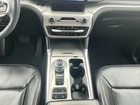 Certified 2023 Ford Explorer XLT w/ Equipment Group 202A RWD image 20