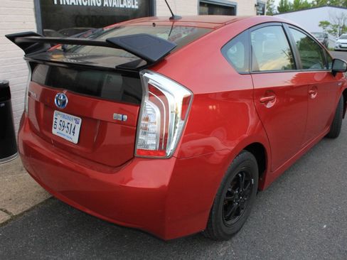 Used 2014 Toyota Prius Four FWD image 9