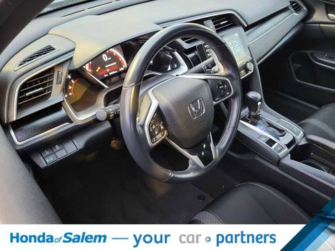 Used 2019 Honda Civic Sport image 2