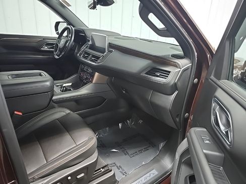 Used 2023 Chevrolet Tahoe High Country w/ Premium Package 2 image 16
