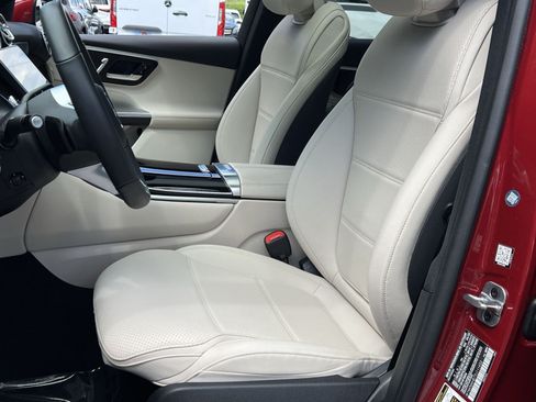 Certified 2026 Mercedes-Benz GLC 300 4MATIC image 18