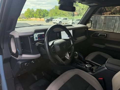 Used 2022 Ford Bronco Wildtrak AWD/4WD image 24