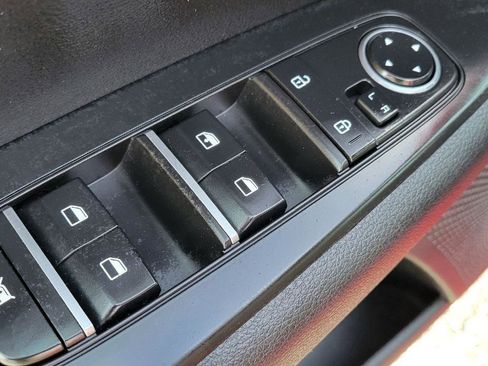 Used 2024 Kia Forte LXS image 7