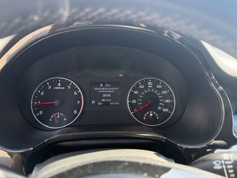 Used 2022 Kia Seltos S AWD/4WD image 16