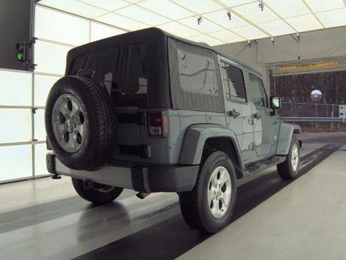 Used 2014 Jeep Wrangler Unlimited Sahara w/ Connectivity Group image 3