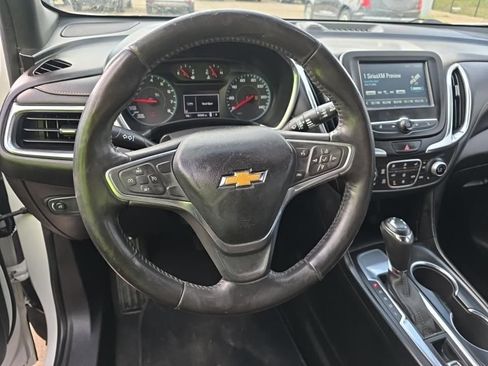 Used 2018 Chevrolet Equinox LT image 5