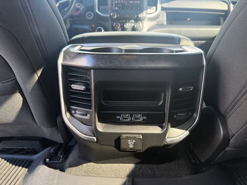 Used 2022 RAM 1500 Big Horn AWD/4WD image 29