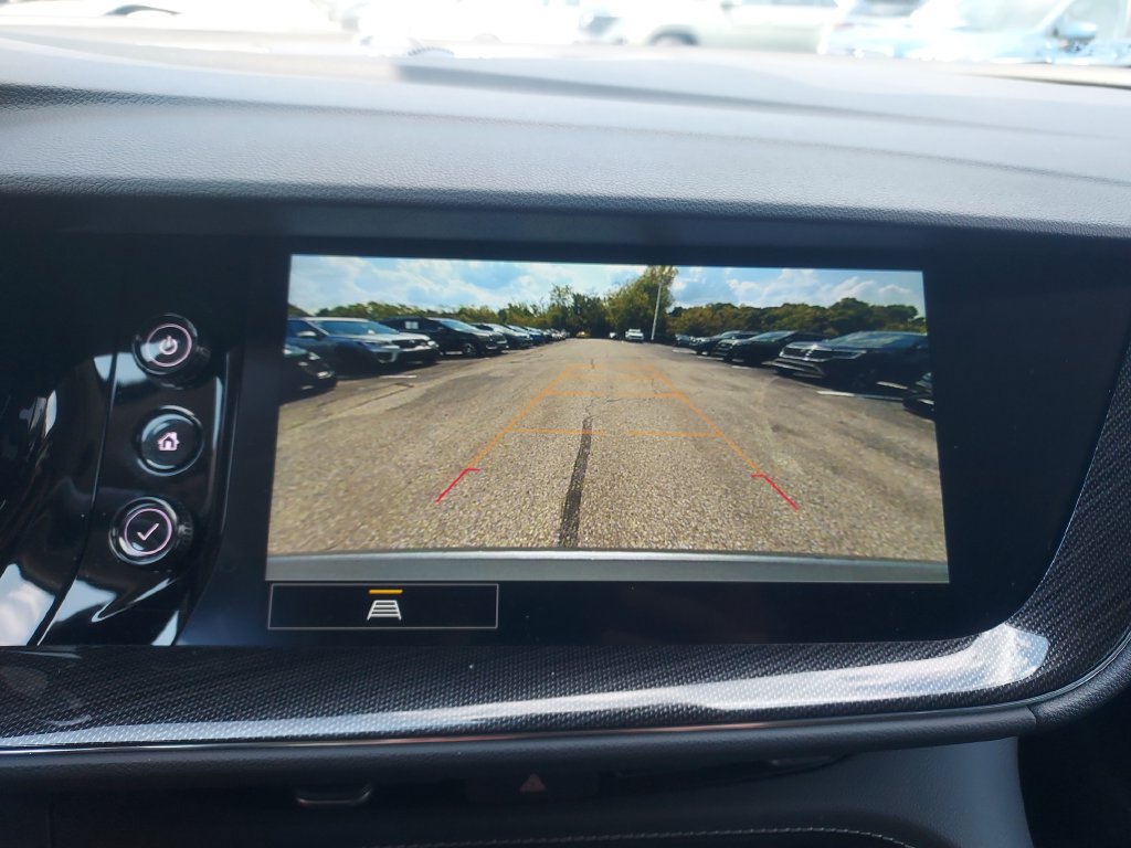 Used 2023 Buick Envision Essence FWD image 15
