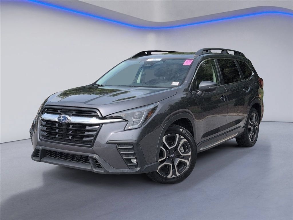 Used 2023 Subaru Ascent Limited AWD/4WD image 2