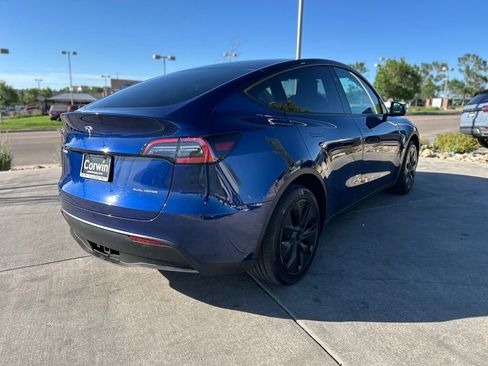Used 2024 Tesla Model Y Long Range AWD/4WD image 8