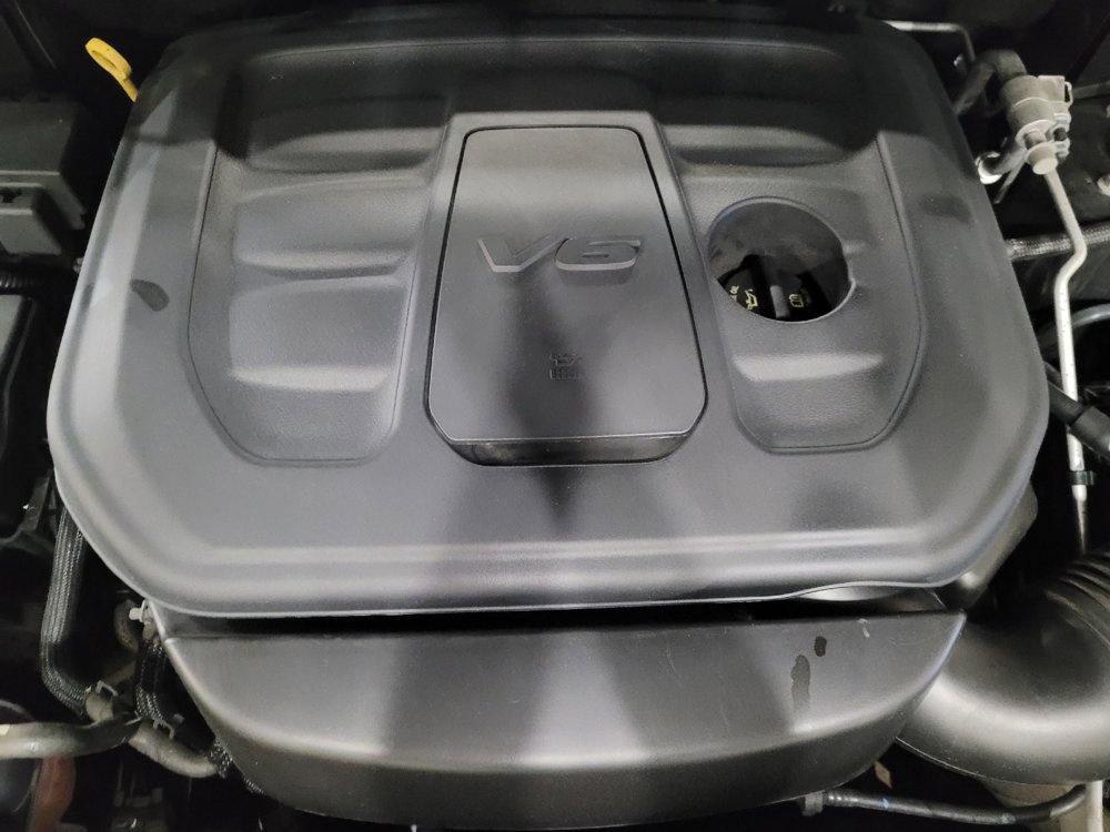 Used 2019 Jeep Grand Cherokee Limited AWD/4WD image 30