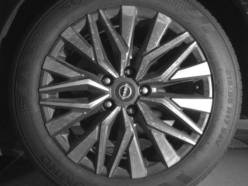Used 2026 Nissan Altima 2.5 SV FWD image 17