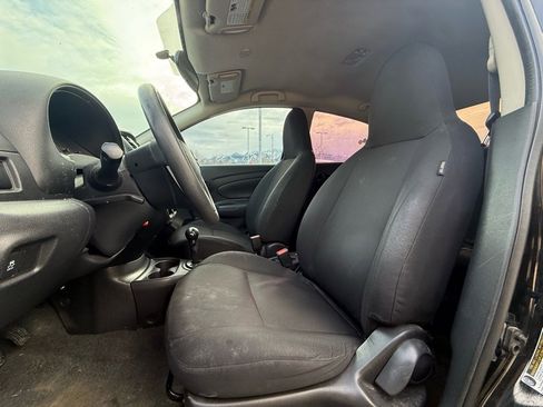 Used 2015 Nissan Versa S image 10