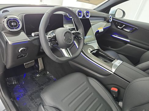 New 2026 Mercedes-Benz GLC 300 4MATIC image 16