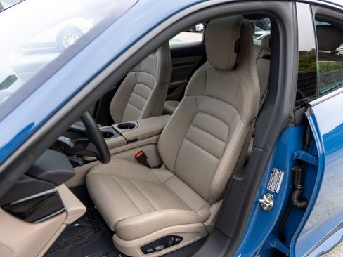 Certified 2025 Porsche Taycan AWD/4WD image 5