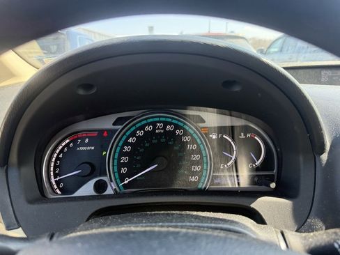 Used 2014 Toyota Venza LE w/ LE Convenience Package image 12