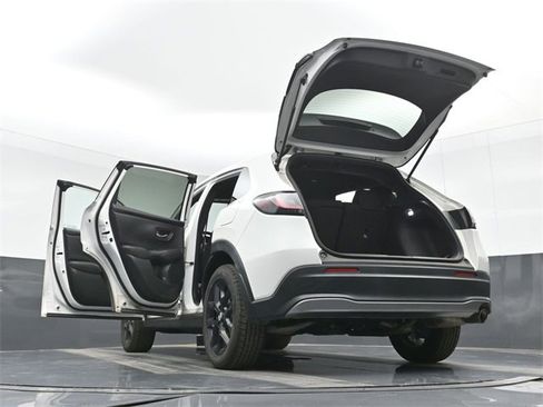 Used 2023 Honda HR-V Sport image 53