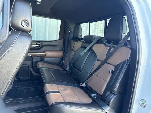 Used 2019 Chevrolet Silverado 1500 High Country w/ Technology Package image 42