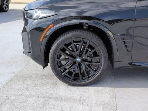 Used 2024 BMW X5 sDrive40i w/ M Sport Package RWD image 25