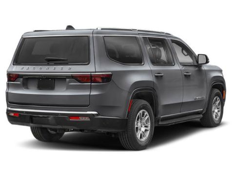 Used 2024 Jeep Wagoneer Series III w/ Premium Group I AWD/4WD image 2