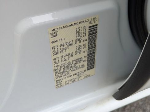 Used 2022 Nissan Frontier SV image 32