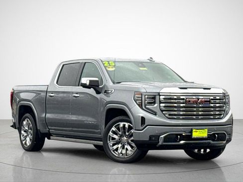 Used 2025 GMC Sierra 1500 Denali w/ Denali Reserve Package image 2