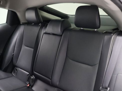 Used 2024 Toyota Prius XLE image 18