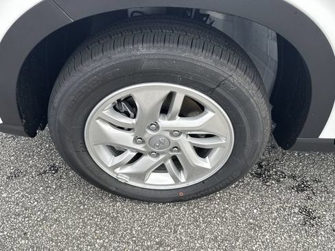 New 2026 Hyundai Venue SE FWD image 11