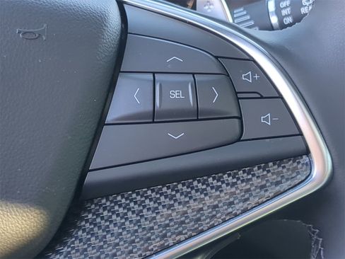 Used 2025 Cadillac XT5 Sportv image 33