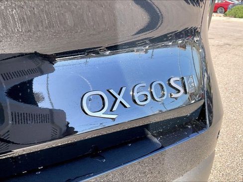 New 2026 INFINITI QX60 Sport AWD/4WD image 9