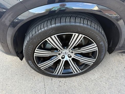 Used 2021 Volvo XC90 T6 Inscription image 9