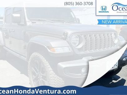 Used 2025 Jeep Gladiator Sport