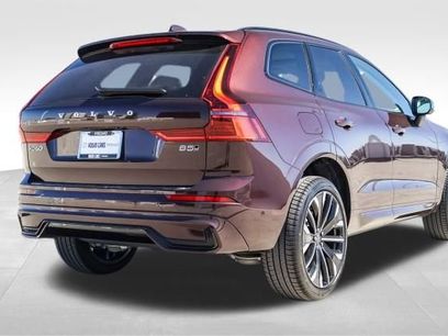 New 2026 Volvo XC60 B5 Ultra w/ Climate Package