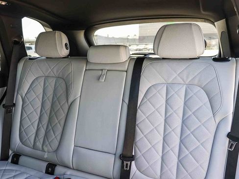 Used 2026 BMW X5 sDrive40i w/ Premium Package RWD image 19