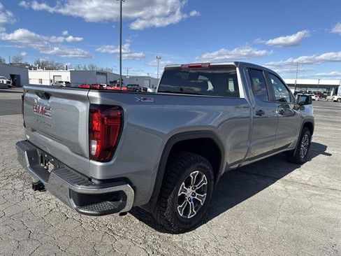Used 2025 GMC Sierra 1500 Pro w/ Pro Value Package image 6