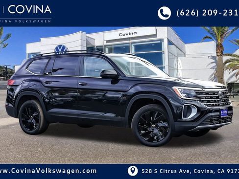 New 2026 Volkswagen Atlas SE image 1