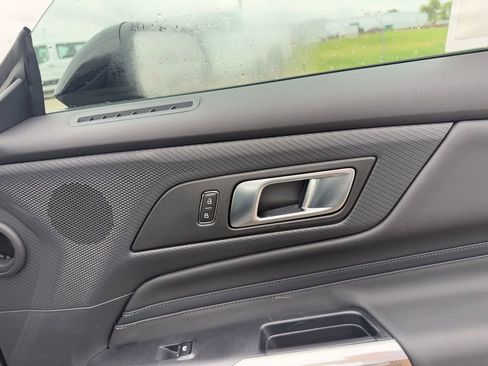 New 2025 Ford Mustang Premium image 17