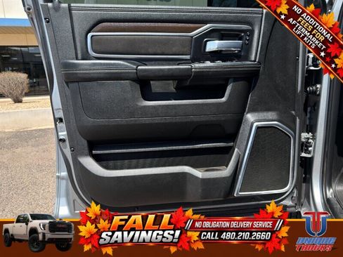 Used 2023 RAM 3500 Laramie AWD/4WD image 17