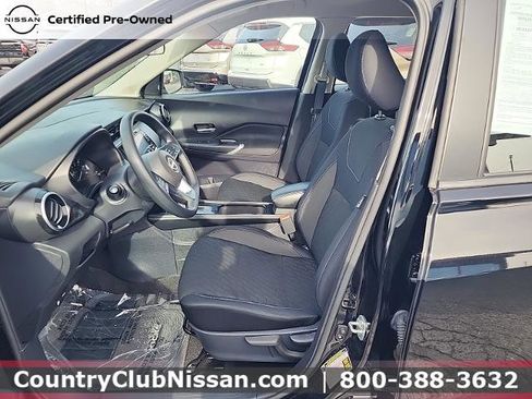 Certified 2024 Nissan Kicks SV image 11