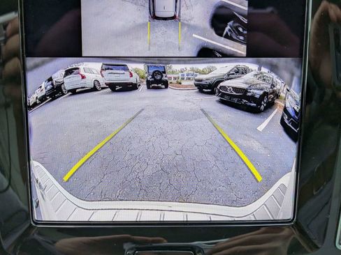 Used 2026 Volvo V60 B5 Cross Country Plus w/ Protection Package Premier image 27