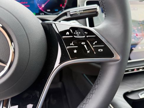 New 2026 Mercedes-Benz E 450 4MATIC Sedan image 23