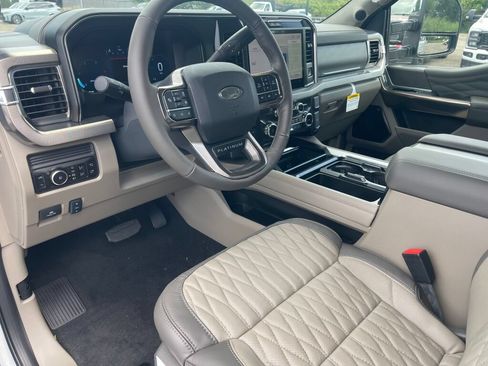 New 2026 Ford F350 Platinum w/ Platinum Plus Package AWD/4WD image 6