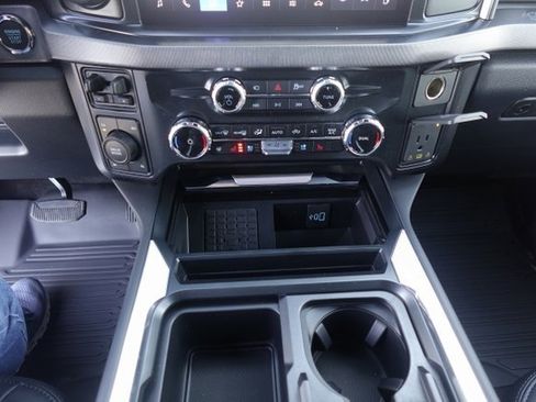 New 2025 Ford F250 Platinum image 17