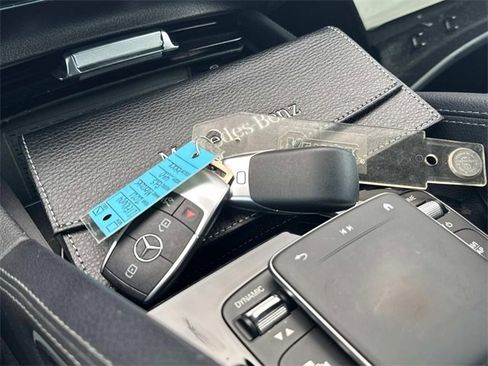 Used 2021 Mercedes-Benz GLS 450 4MATIC image 7