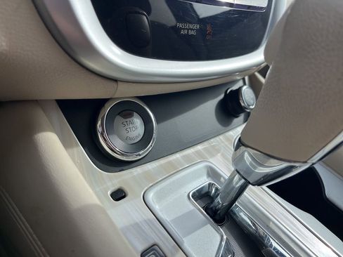 Used 2017 Nissan Murano SV image 74