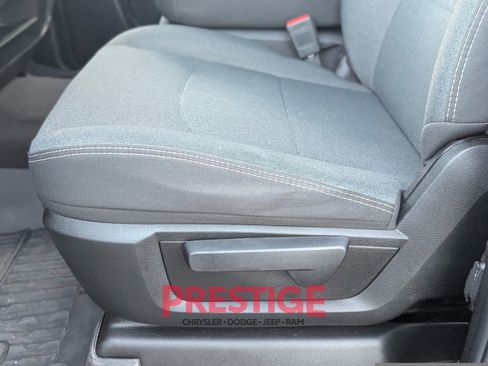 Used 2024 RAM 2500 Tradesman w/ Chrome Appearance Group image 31