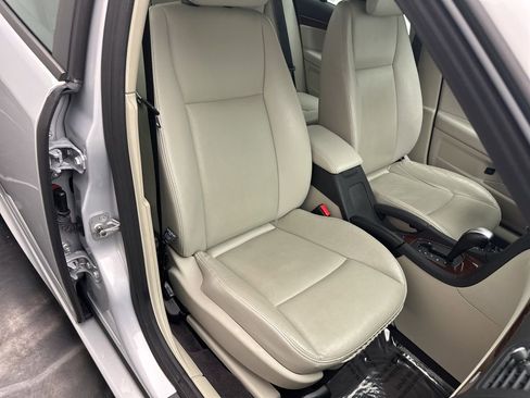 Used 2010 Saab 9-3 2.0T image 9