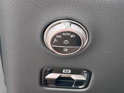 New 2026 Mercedes-Benz GLC 300 4MATIC image 33