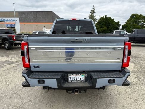 Used 2024 Ford F250 Platinum AWD/4WD image 4
