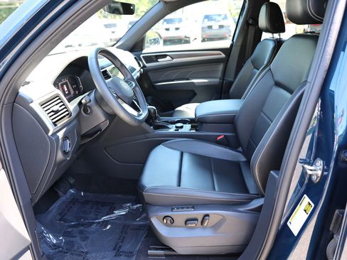 Used 2022 Volkswagen Atlas Cross Sport SEL AWD/4WD image 18